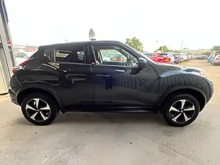 Used 2019 Nissan Juke Bose Personal Edition Black - Interior and Exterior details 8