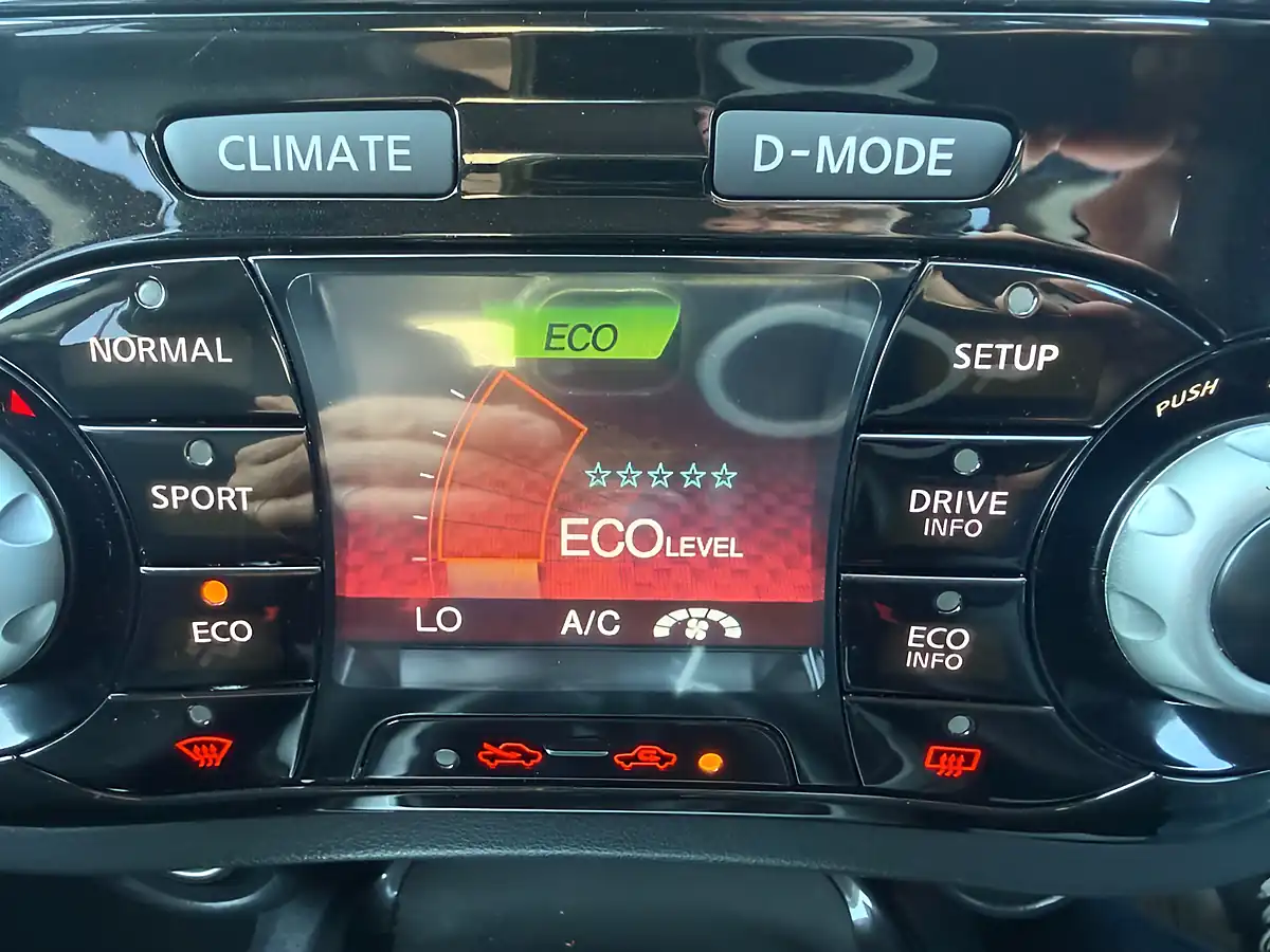Used 2019 Nissan Juke Bose Personal Edition Black - Interior and Exterior details 20