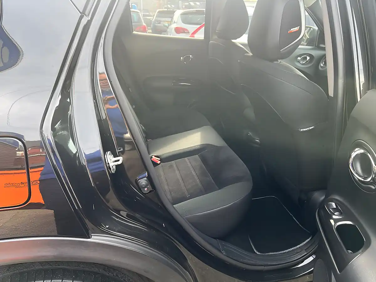 Used 2019 Nissan Juke Bose Personal Edition Black - Interior and Exterior details 12