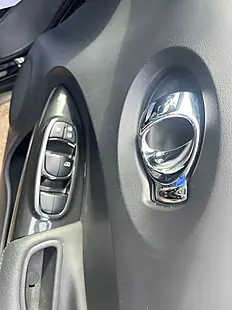 Used 2019 Nissan Juke Bose Personal Edition Black - Interior and Exterior details 19