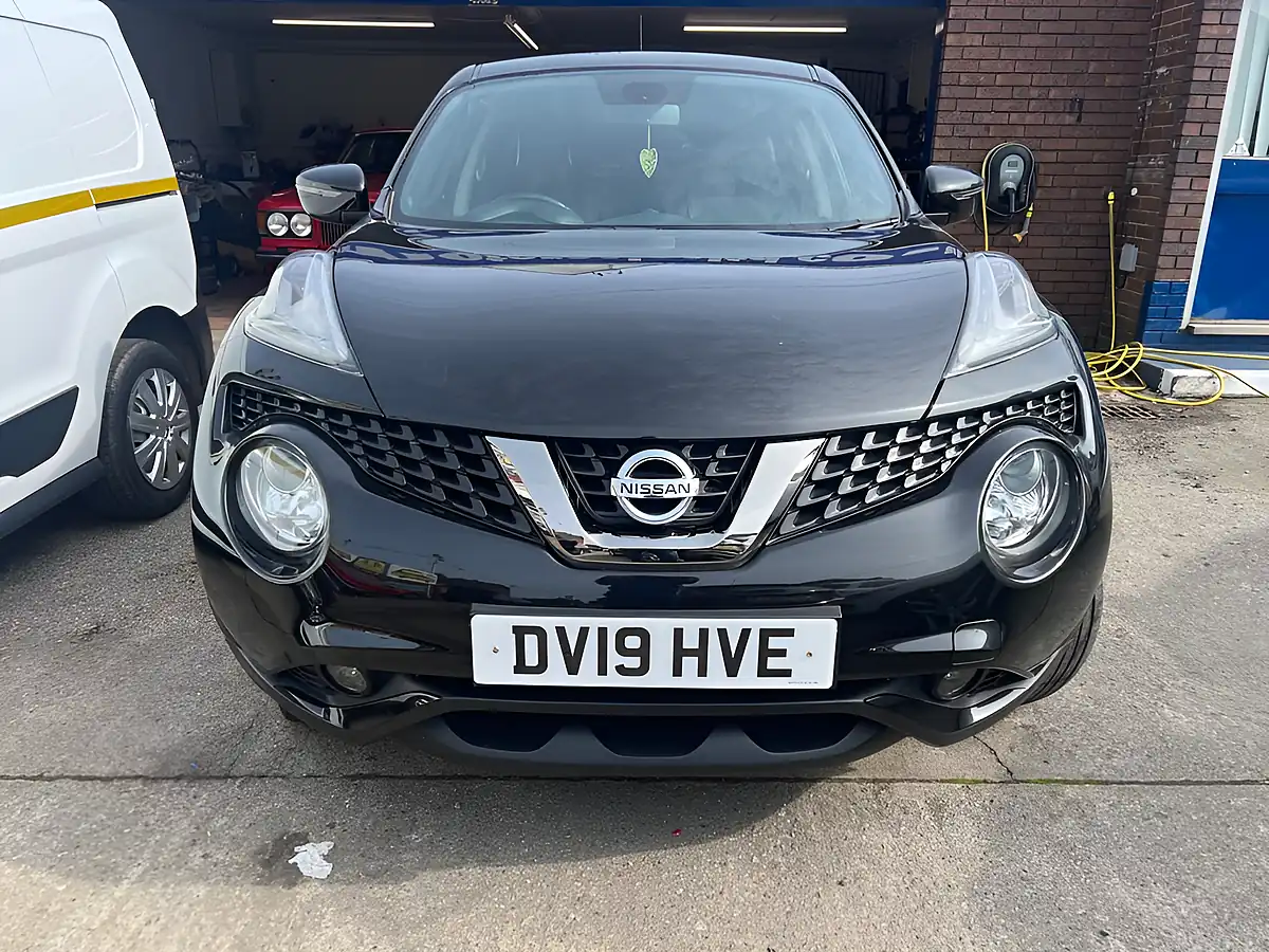 Used 2019 Nissan Juke Bose Personal Edition Black - Interior and Exterior details 2