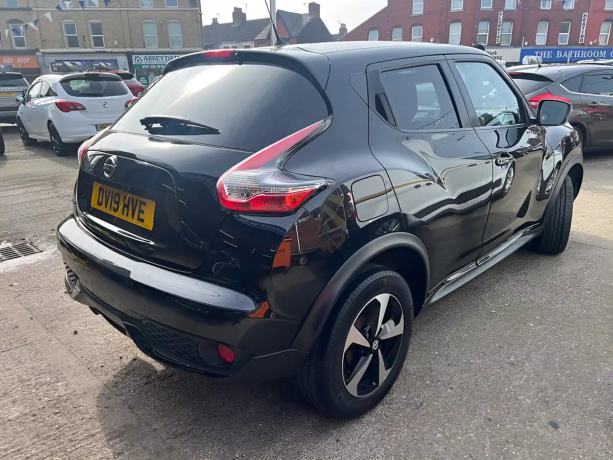 Used 2019 Nissan Juke Bose Personal Edition Black - Interior and Exterior details 4