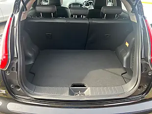 Used 2019 Nissan Juke Bose Personal Edition Black - Interior and Exterior details 9
