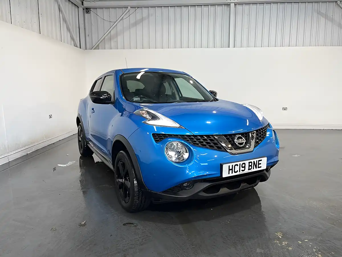 Used 2019 Nissan Juke Bose Personal Edition Blue - Front View