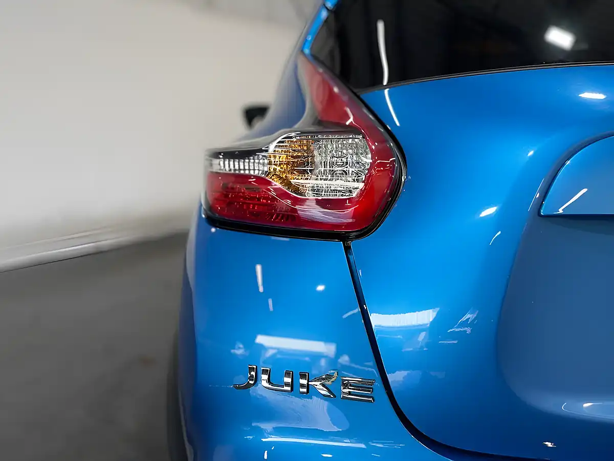Used 2019 Nissan Juke Bose Personal Edition Blue - Interior and Exterior details 11
