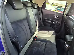 Used 2019 Nissan Juke Bose Personal Edition Blue - Interior and Exterior details 14