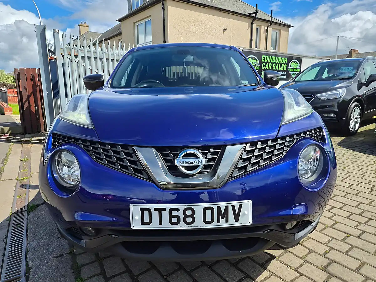 Used 2019 Nissan Juke Bose Personal Edition Blue - Interior and Exterior details 2