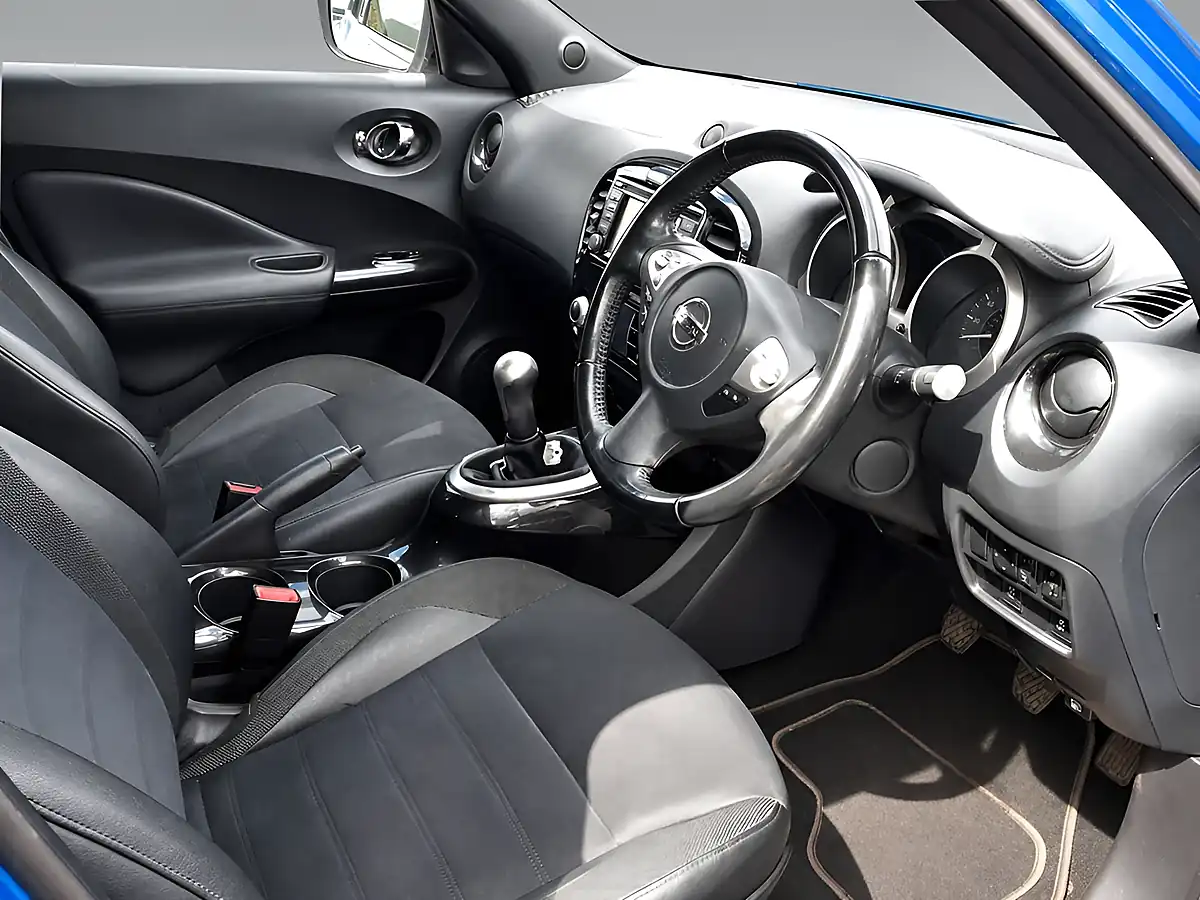 Used 2019 Nissan Juke Bose Personal Edition Blue - Interior and Exterior details 2
