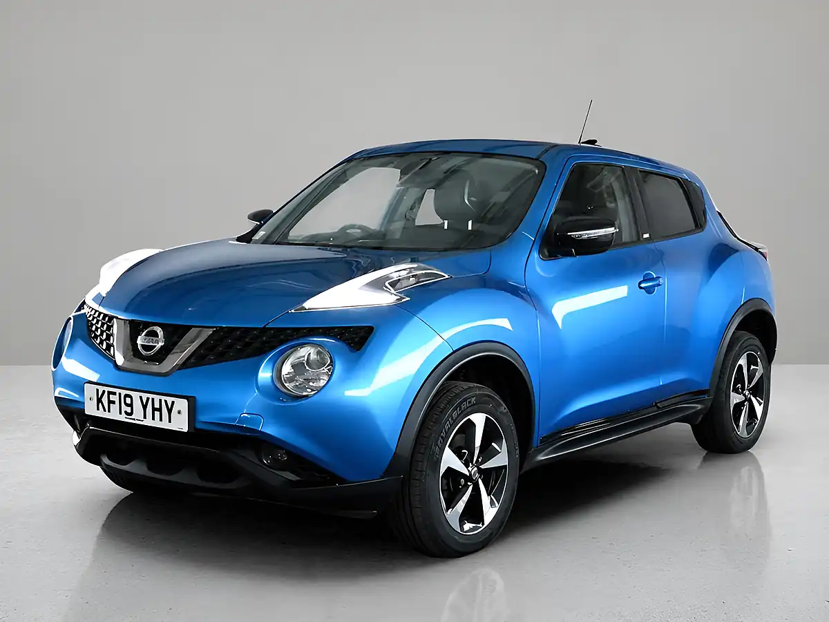 Used 2019 Nissan Juke Bose Personal Edition Blue - Interior and Exterior details 3