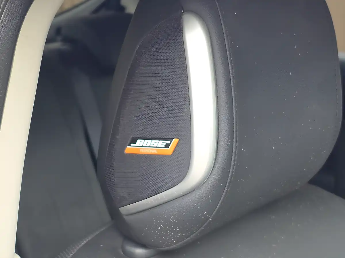 Used 2019 Nissan Juke Bose Personal Edition Blue - Interior and Exterior details 10