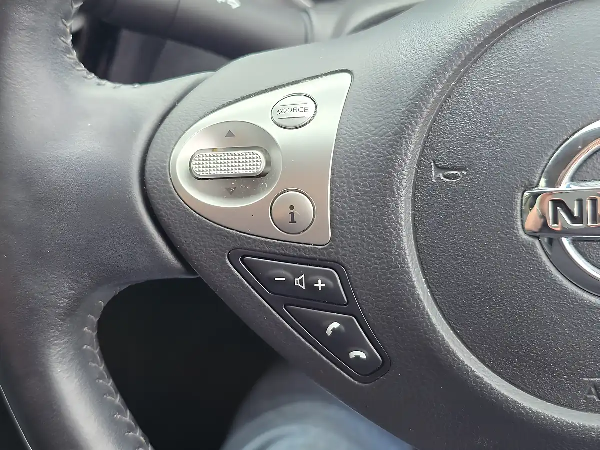 Used 2019 Nissan Juke Bose Personal Edition Blue - Interior and Exterior details 17