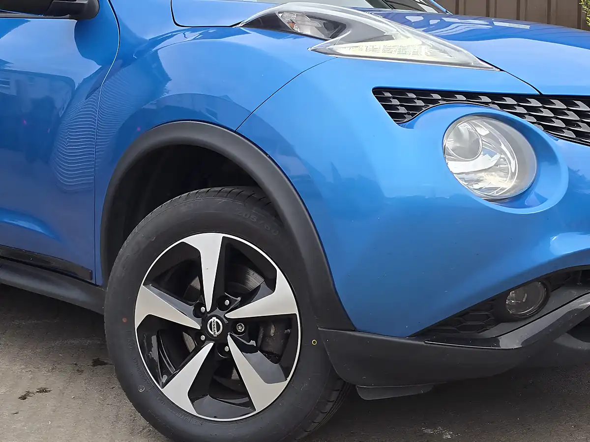 Used 2019 Nissan Juke Bose Personal Edition Blue - Interior and Exterior details 2