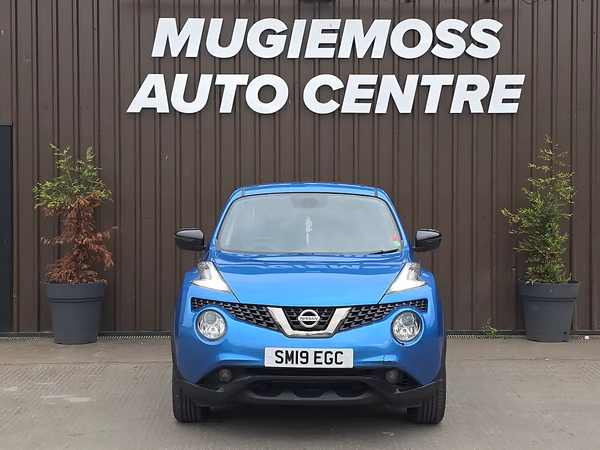 Used 2019 Nissan Juke Bose Personal Edition Blue - Interior and Exterior details 3