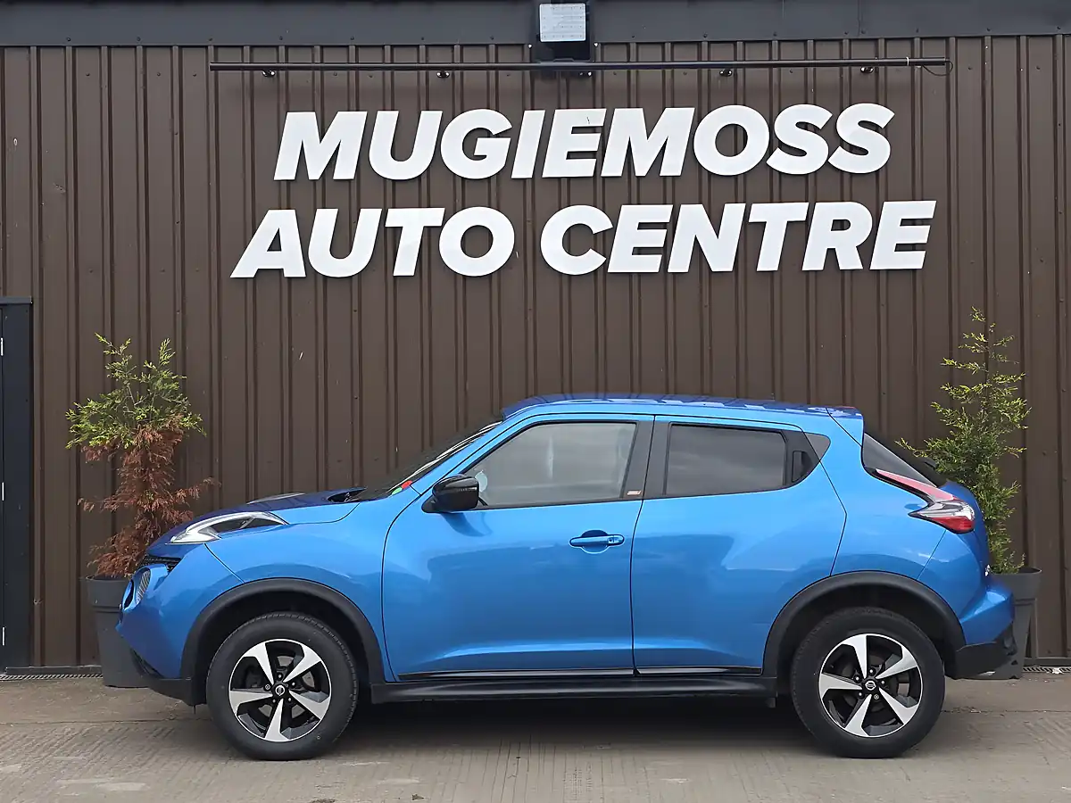 Used 2019 Nissan Juke Bose Personal Edition Blue - Interior and Exterior details 4