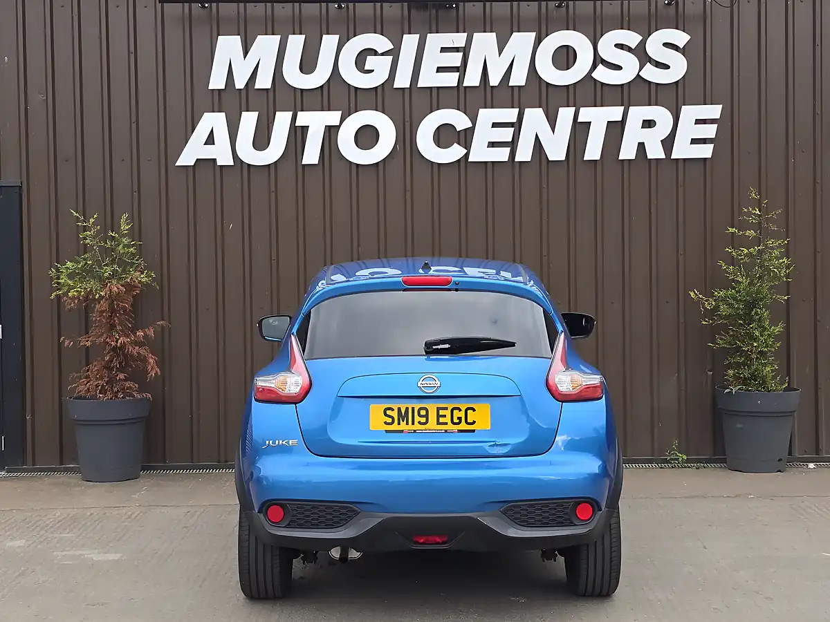 Used 2019 Nissan Juke Bose Personal Edition Blue - Interior and Exterior details 5