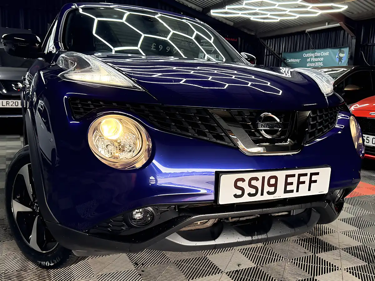Used 2019 Nissan Juke Bose Personal Edition Blue - Front View