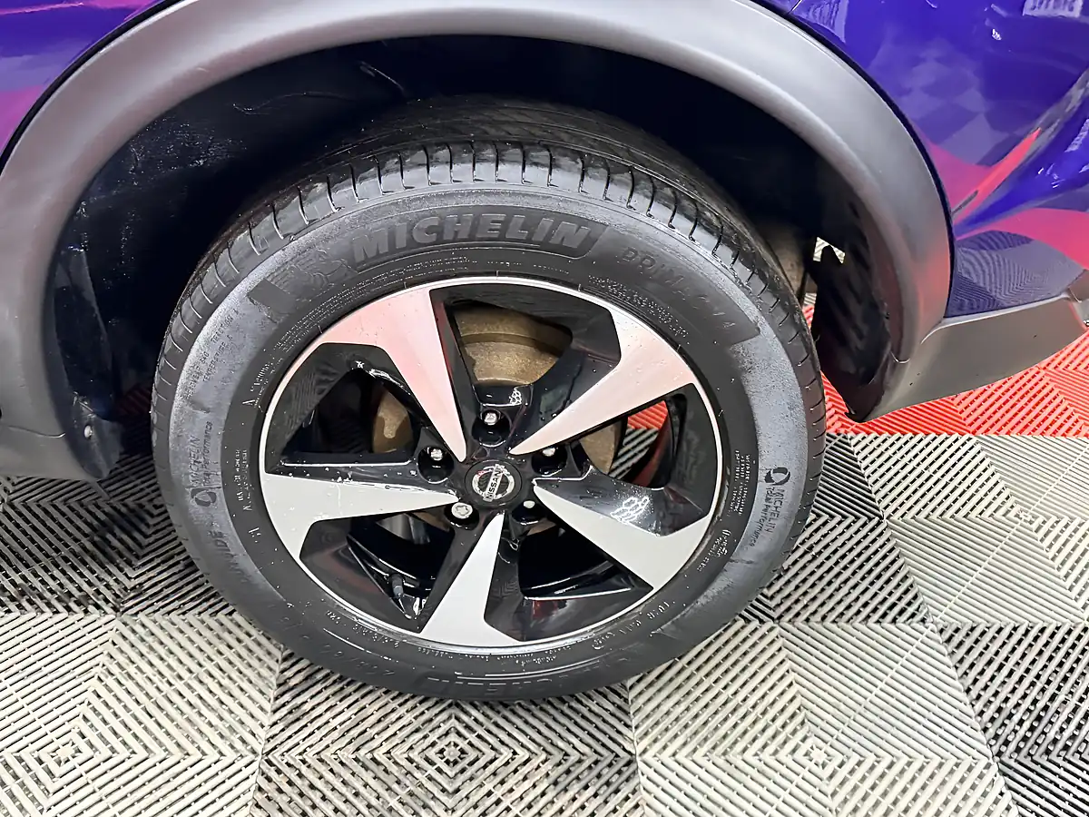 Used 2019 Nissan Juke Bose Personal Edition Blue - Interior and Exterior details 13