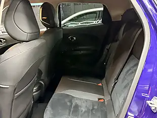 Used 2019 Nissan Juke Bose Personal Edition Blue - Interior and Exterior details 14