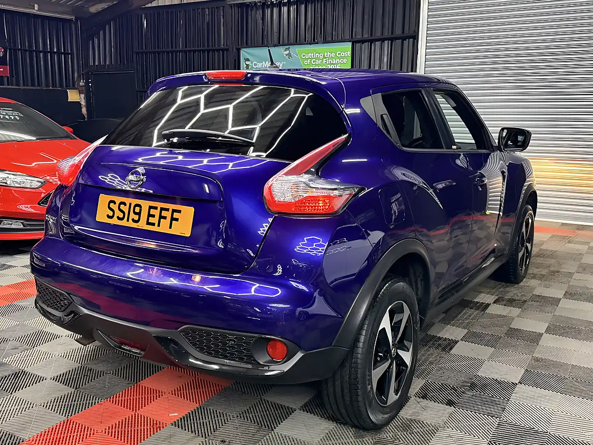 Used 2019 Nissan Juke Bose Personal Edition Blue - Interior and Exterior details 7