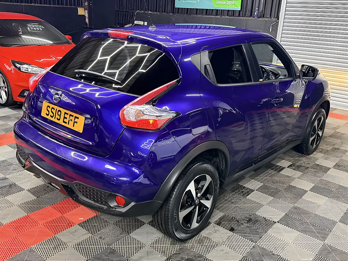 Used 2019 Nissan Juke Bose Personal Edition Blue - Interior and Exterior details 8