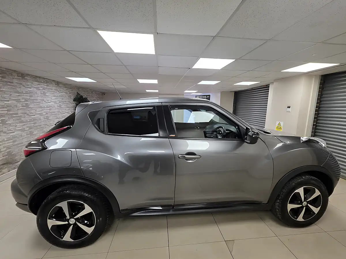 Used 2019 Nissan Juke Bose Personal Edition Grey - Interior and Exterior details 7
