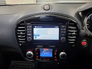 Used 2019 Nissan Juke Bose Personal Edition Grey - Interior and Exterior details 9