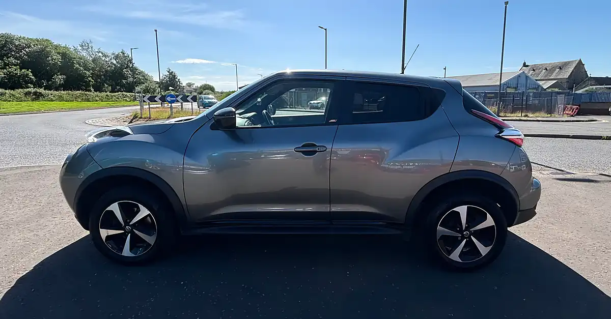 Used 2019 Nissan Juke Bose Personal Edition Grey - Interior and Exterior details 5