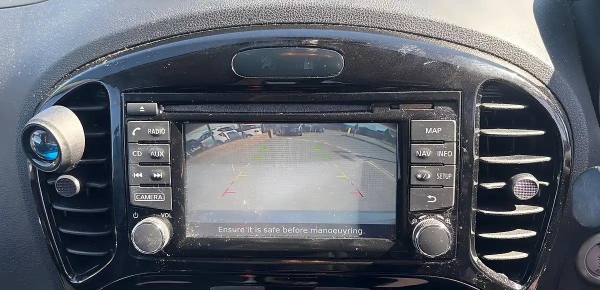 Used 2019 Nissan Juke Bose Personal Edition Grey - Interior and Exterior details 8