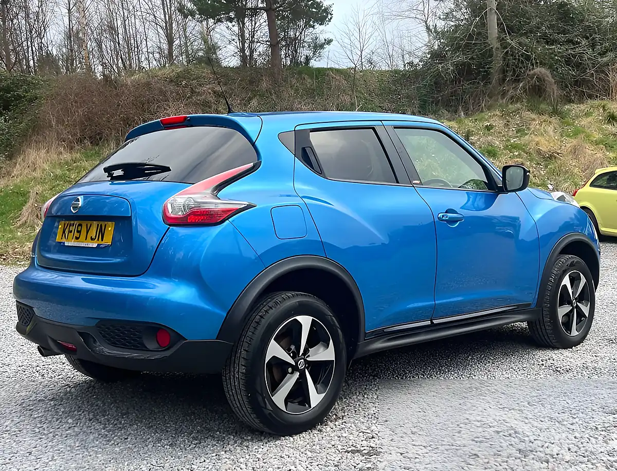 Used 2019 Nissan Juke Bose Personal Edition Vivid Blue - Interior and Exterior details 3