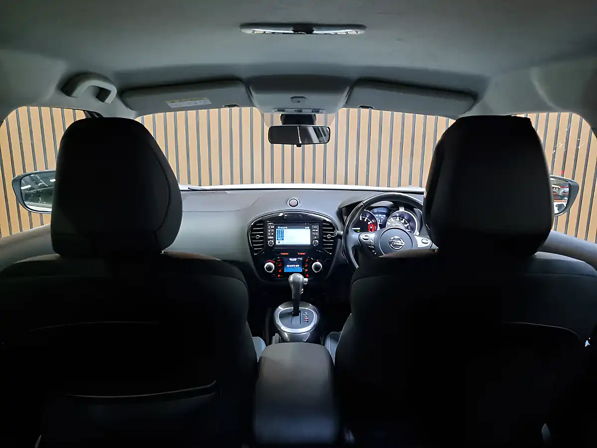 Used 2019 Nissan Juke Bose Personal Edition White - Interior and Exterior details 18