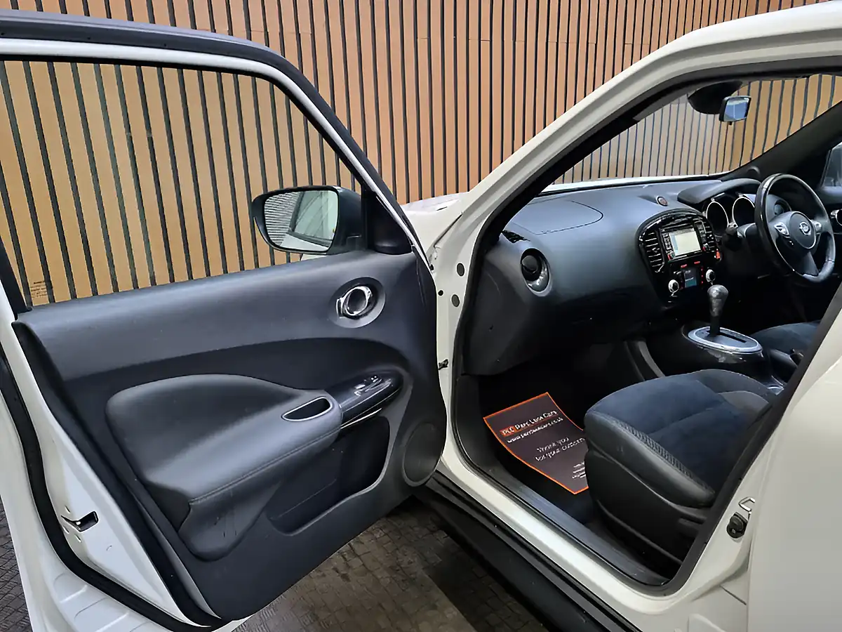 Used 2019 Nissan Juke Bose Personal Edition White - Interior and Exterior details 19