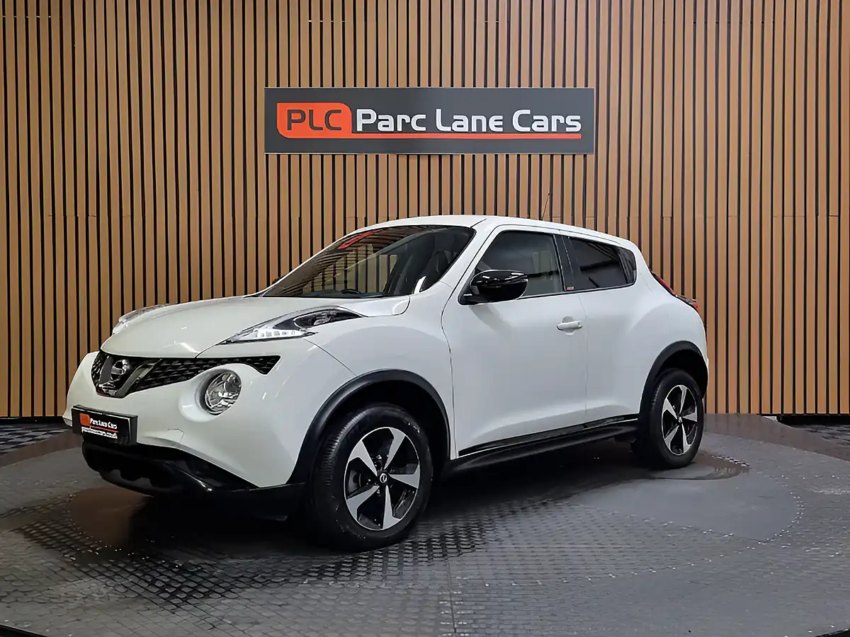 Used 2019 Nissan Juke Bose Personal Edition White - Interior and Exterior details 8