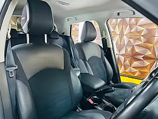 Used 2019 Nissan Juke Bose Personal Edition White - Interior and Exterior details 10
