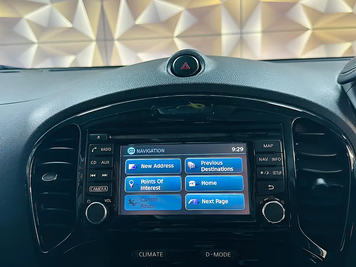 Used 2019 Nissan Juke Bose Personal Edition White - Interior and Exterior details 19