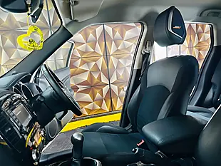Used 2019 Nissan Juke Bose Personal Edition White - Interior and Exterior details 3