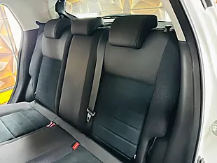 Used 2019 Nissan Juke Bose Personal Edition White - Interior and Exterior details 9
