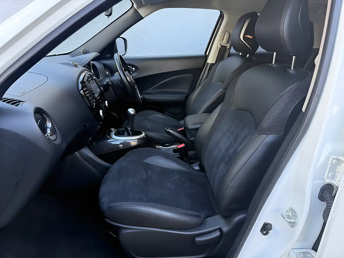 Used 2019 Nissan Juke Bose Personal Edition White - Interior and Exterior details 13