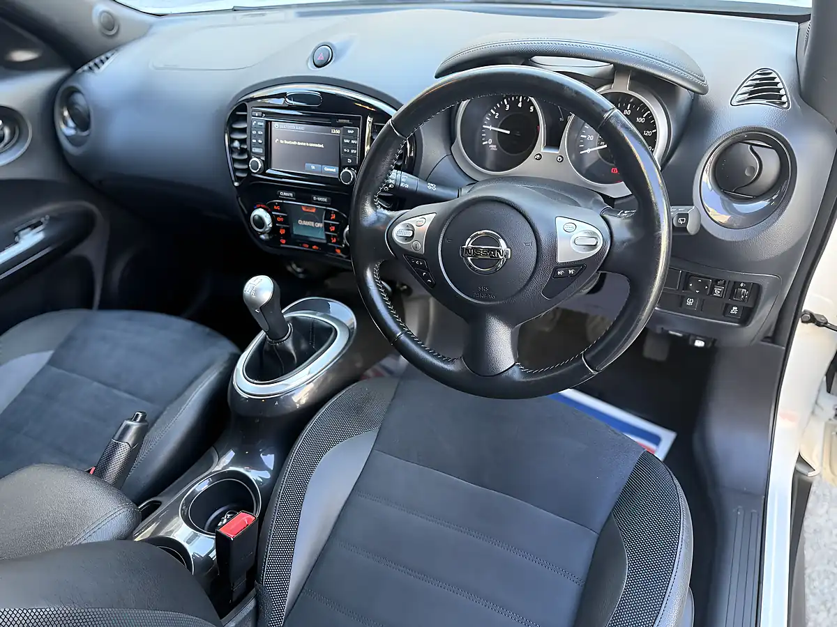 Used 2019 Nissan Juke Bose Personal Edition White - Interior and Exterior details 15
