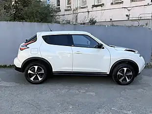 Used 2019 Nissan Juke Bose Personal Edition White - Interior and Exterior details 5