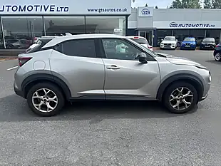Used 2019 Nissan Juke N-Connecta Blade Grey - Interior and Exterior details 5