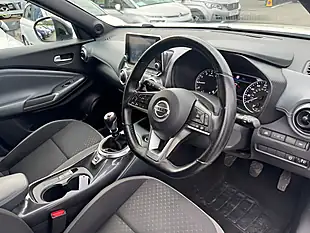 Used 2019 Nissan Juke N-Connecta White - Interior and Exterior details 2