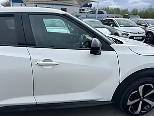 Used 2019 Nissan Juke N-Connecta White - Interior and Exterior details 20