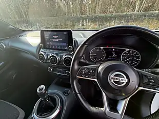 Used 2019 Nissan Juke N-Connecta White - Interior and Exterior details 8