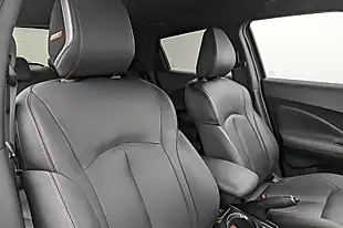 Used 2019 Nissan Juke Tekna Black - Interior and Exterior details 12