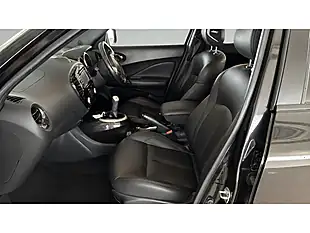 Used 2019 Nissan Juke Tekna Black - Interior and Exterior details 6
