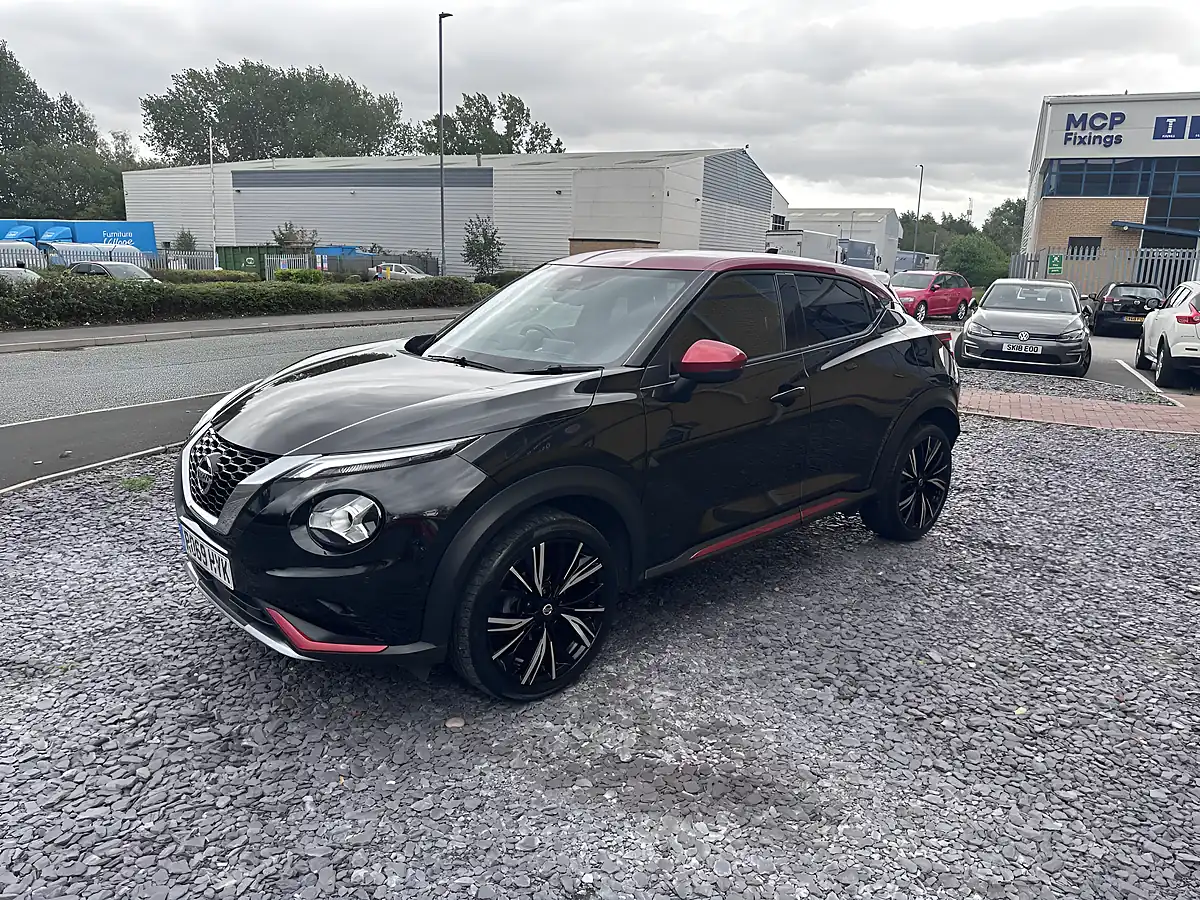 Used 2019 Nissan Juke Tekna+ Black - Interior and Exterior details 5
