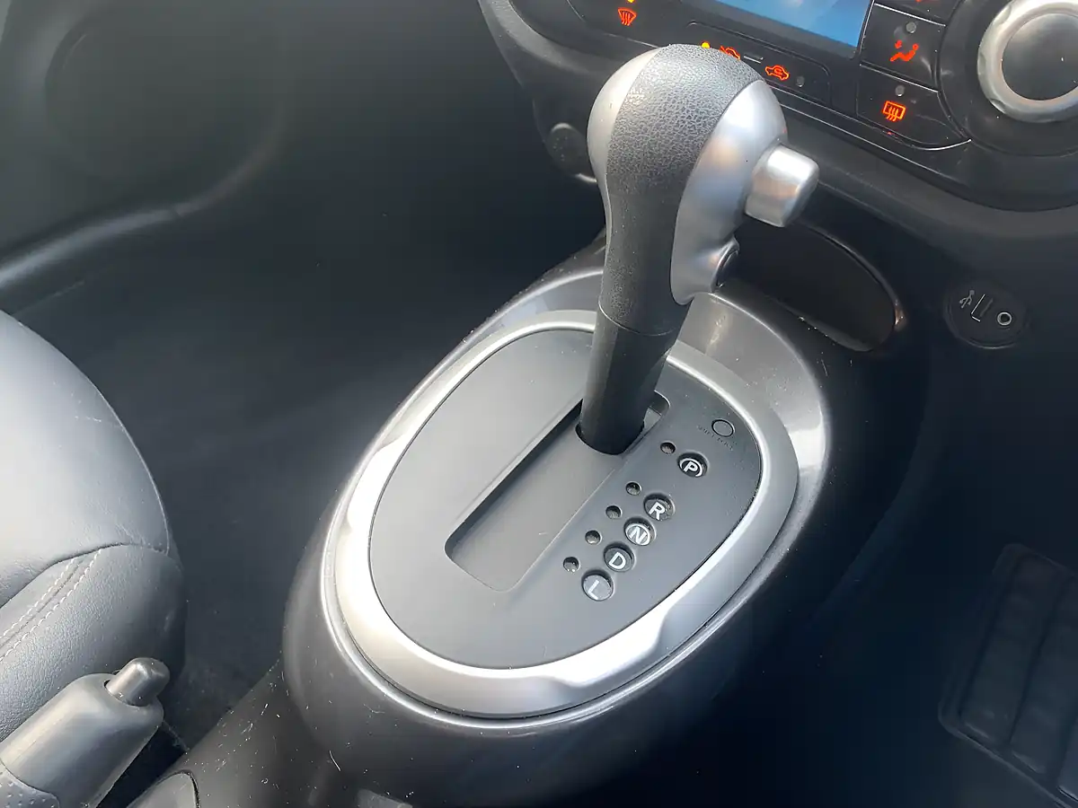 Used 2019 Nissan Juke Tekna Black - Interior and Exterior details 14