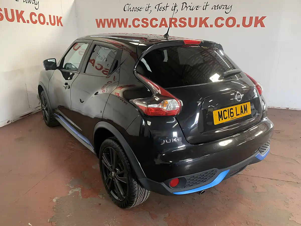 Used 2019 Nissan Juke Tekna Black - Interior and Exterior details 5