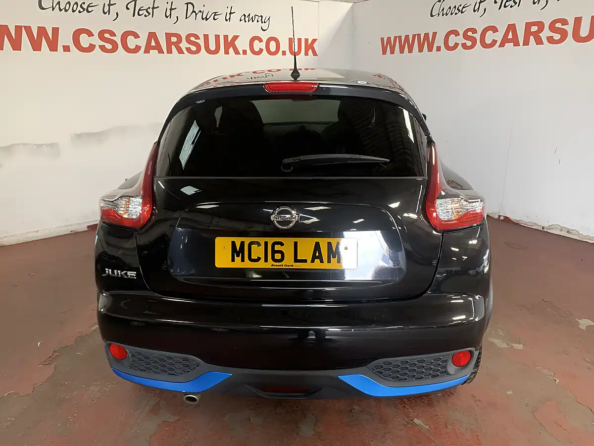 Used 2019 Nissan Juke Tekna Black - Interior and Exterior details 8
