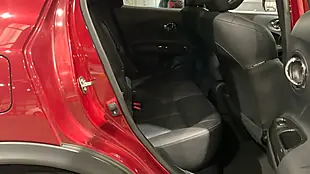 Used 2019 Nissan Juke Tekna Red - Interior and Exterior details 10